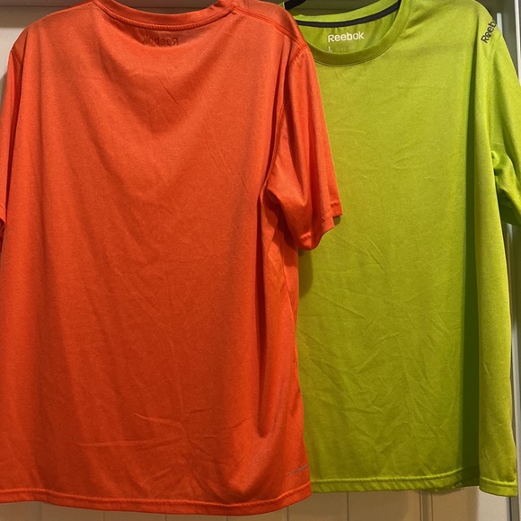 Two Reebok tees - Picture 3 of 5